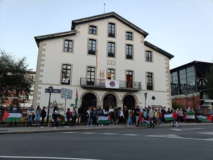 "Palestinarekin konpromisoa" 30 1760599108575