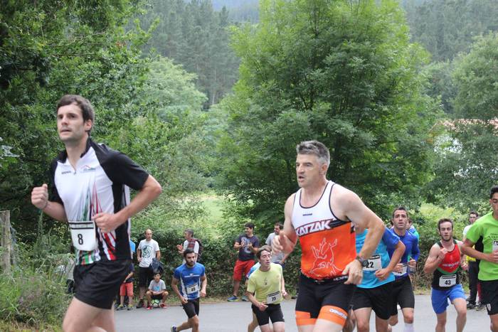 Auzoko mendiak zeharkatu zit 29 1498470876588