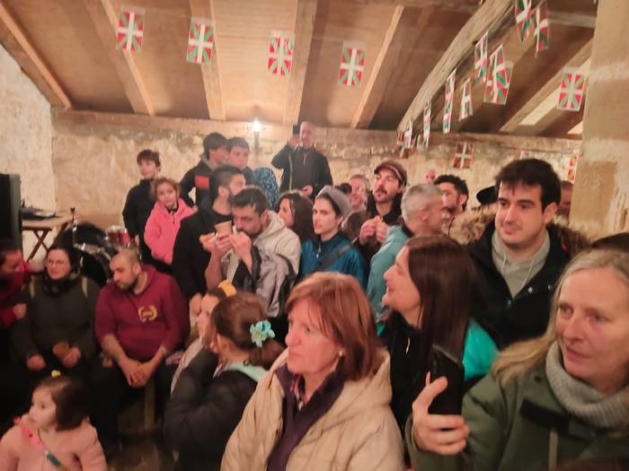 Ohitura eta jaiarekin egin d 11 1768813142295