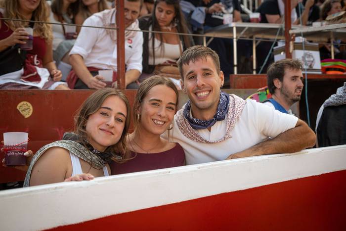 Zezen plaza lepo Muturreko H 13 1756414560835