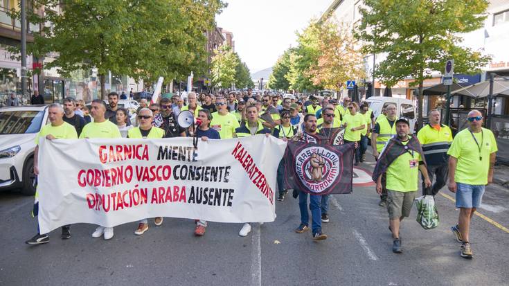 Bileratik altxatu da Maderas de Llodioko zuzendaritza, langileen eskakizunei "ezezko borobila" emanda