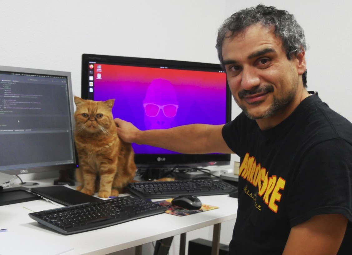 "Apokalipsiaren bobedan" egongo dira Angel Abadek software libreko programetan egindako zenbait ekarpen