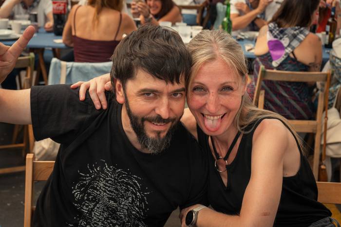 Ehunka lagun bildu dituzte j 68 1757018516584