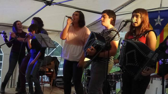 Berazako Jaietan umeek izan  43 1506940636405