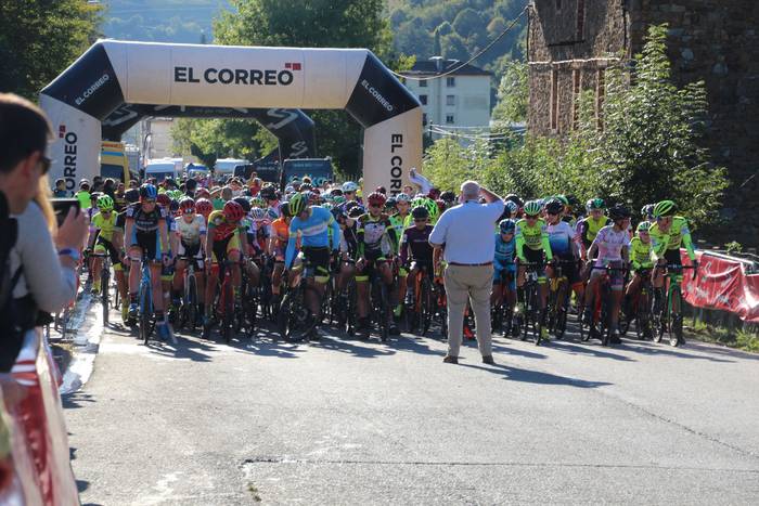 Jendetza erakarri zuen Laudi 69 1572181141076