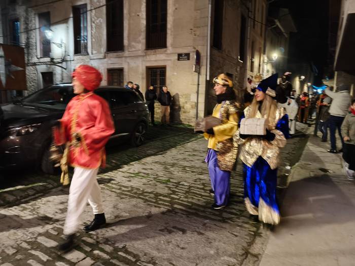 Hiru Errege Magoek ilusioz b 70 1767729380808