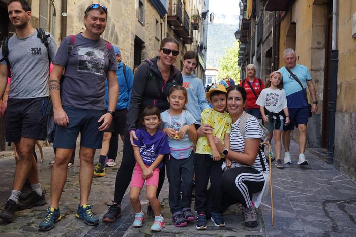 Adin guztietako mendizaleek  23 1760277113009