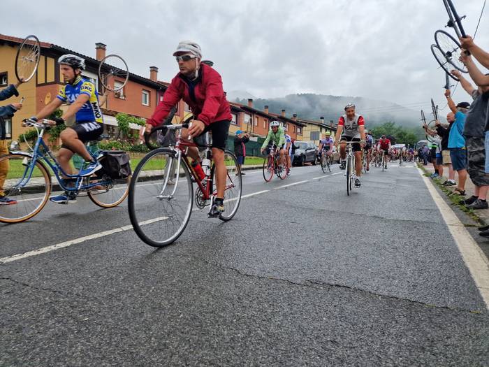 La Karpy martxak kolorez bet 92 1686610872972