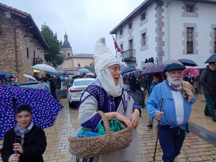 Mari Domingiren alaitasunak  13 1766617278137