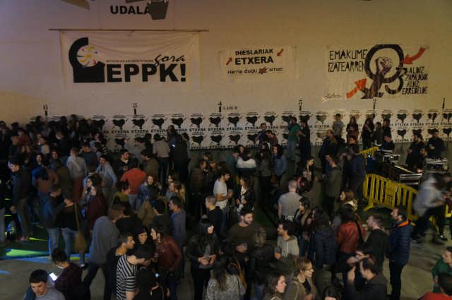 Euskal Preso Politikoen esku 53 1493720089073