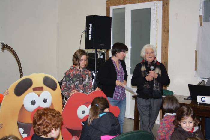 Aiaran ere armairutik atera  38 1511252718669