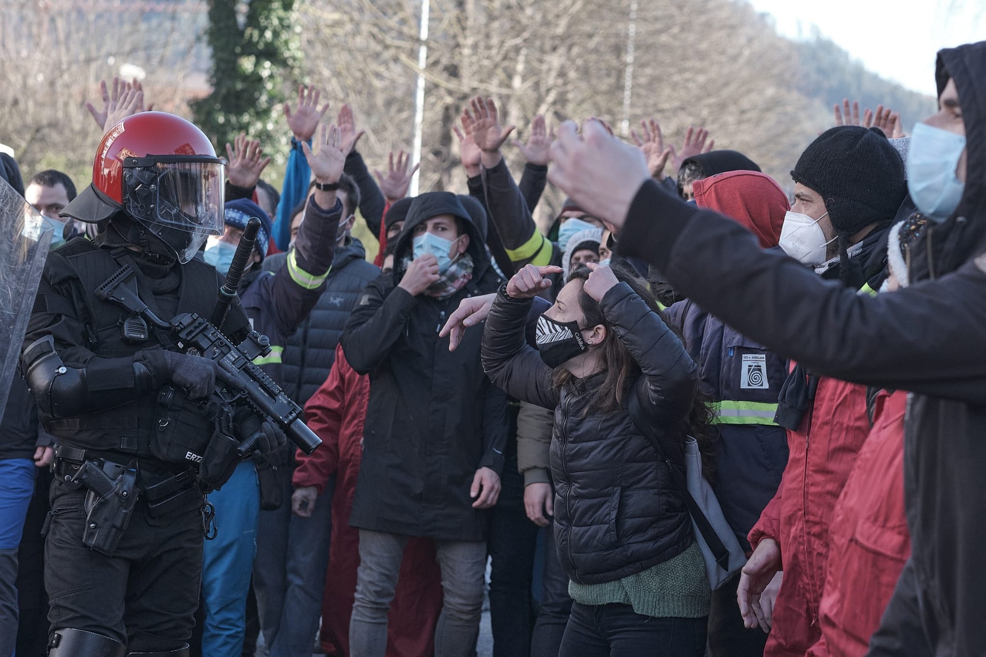 Sei hilabeteko espetxe zigorra ezarri diote Tubacex enpresako grebalari bati, ertzain bat erasotzea egotzita
