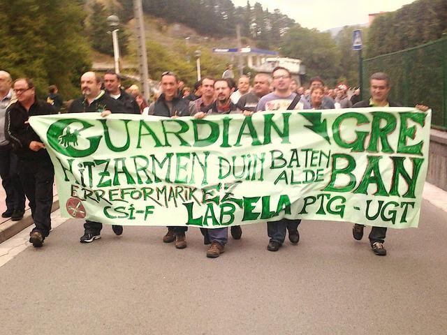 Itxialdia hasi dute Guardian enpresako langileen ordezkariek zuzendaritzaren jarrera salatzeko 