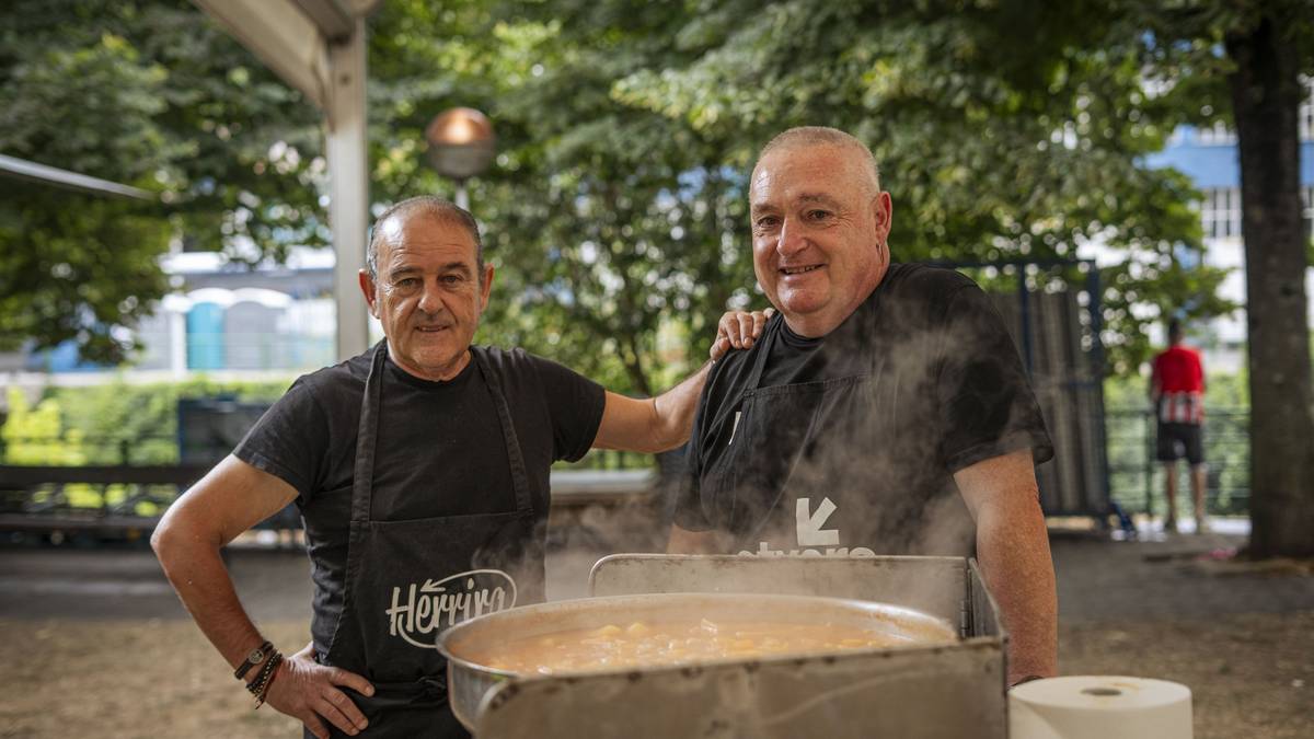 Marmitako Txapelketarekin girotu dute goiza Aretako Jaietan