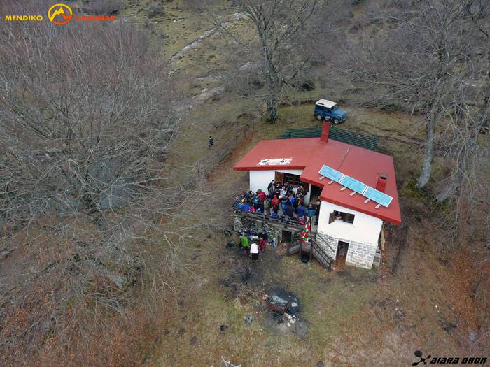 Aldapan gora agurtu dute Men 7 1514875685605