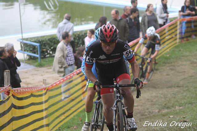 Nazioarteko Ziklokrosean esk 70 1509385402065