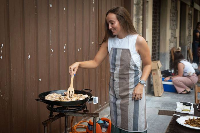 Paella txapelketarekin berot 17 1756728243471