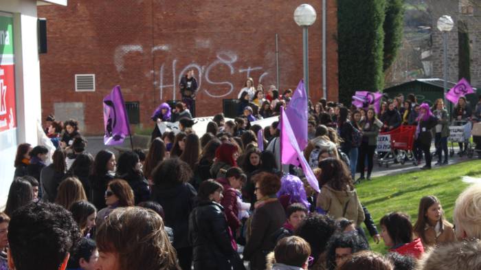 Greba feministaren goizeko t 172 1520520627936