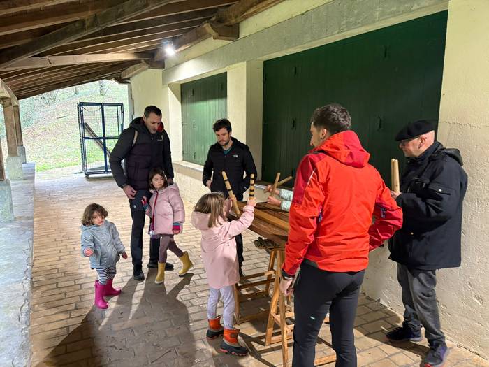 Olentzero eta Mari Domingi L 2 1766335795799