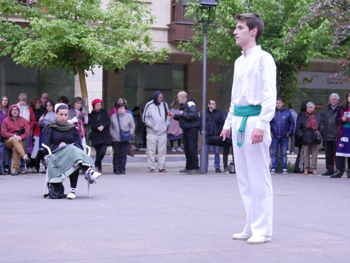 Egunez ere hartu zituzten hi 74 1526229972880