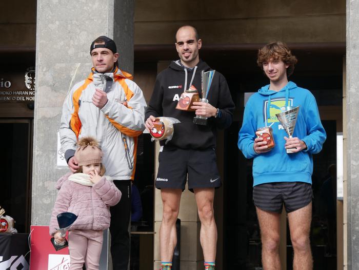 Ehunka lasterkarik bete dute 326 1549207554001