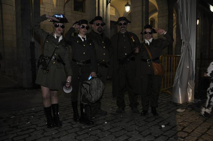 Mozorro koloretsuek ziprizti 37 1488202064120