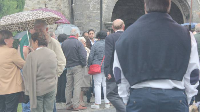 Hainbat alderdietako kideak  16 1500922058897