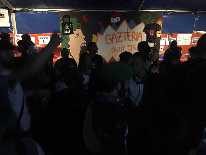 Tokiko ekoizleak eta koadril 50 1502794025225