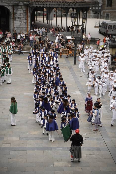 Hezkuntza komunitateak eman  3 1777063517725