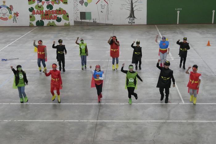 Desfilerik gabe, baina dantz 41 1770997138085