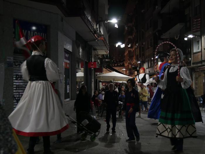 Dantza eta sua uztartu zitue 92 1661604412652