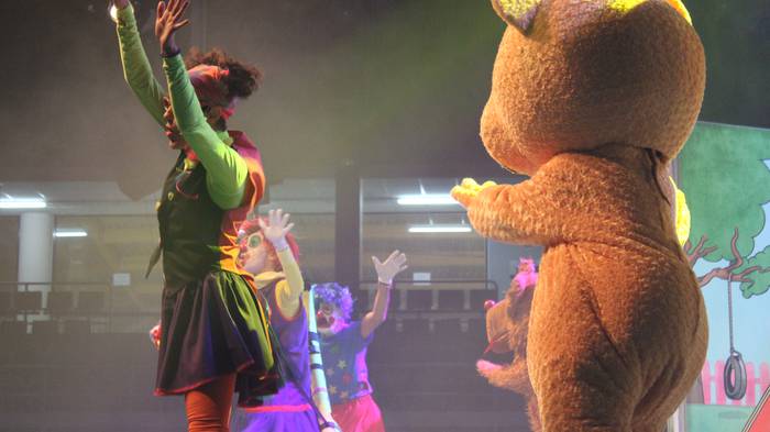 Ehunka ume eta guraso dantza 14 1513506168500