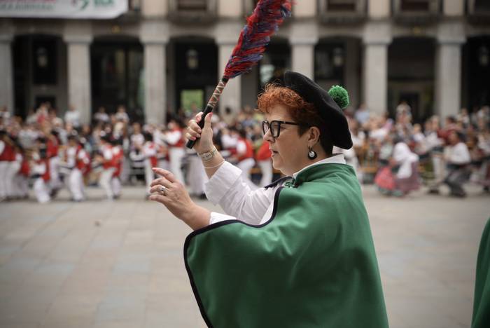 Hezkuntza komunitateak eman  26 1777063531713