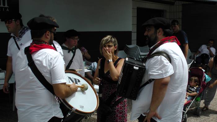 Dantza taldeak taldeak izan  47 1496048799673