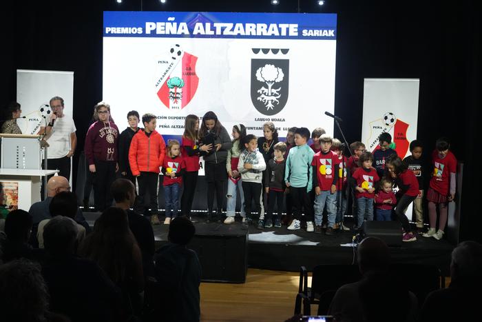 Gainezka egon da Kasinoa Alt 37 1765745657230