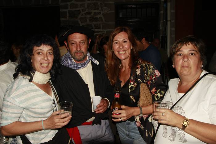 Morrillon lagun, joko artean 30 1502906283679