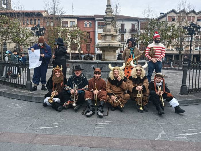 Foru plazako karparen aterpe 77 1771240581479