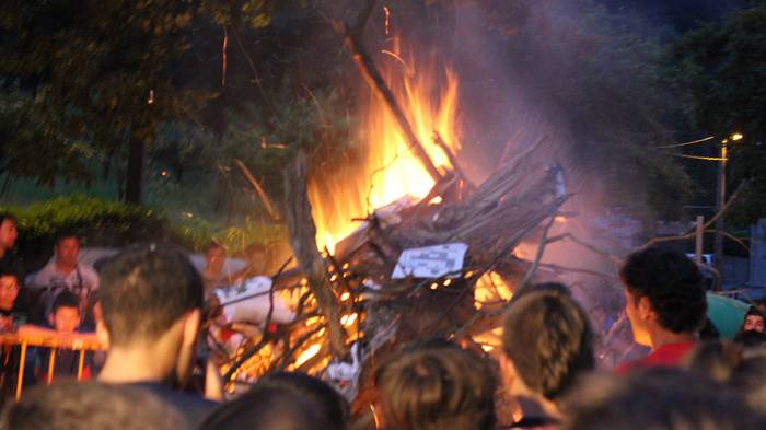 Hainbat txokotan ospatu zitu 77 1498328326721