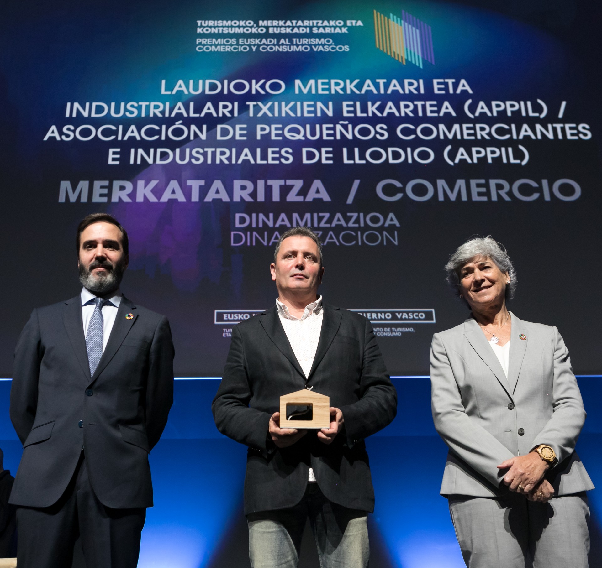 APILLek Euskadi Saria jaso zuen atzo, merkataritza guneen dinamizazioagatik
