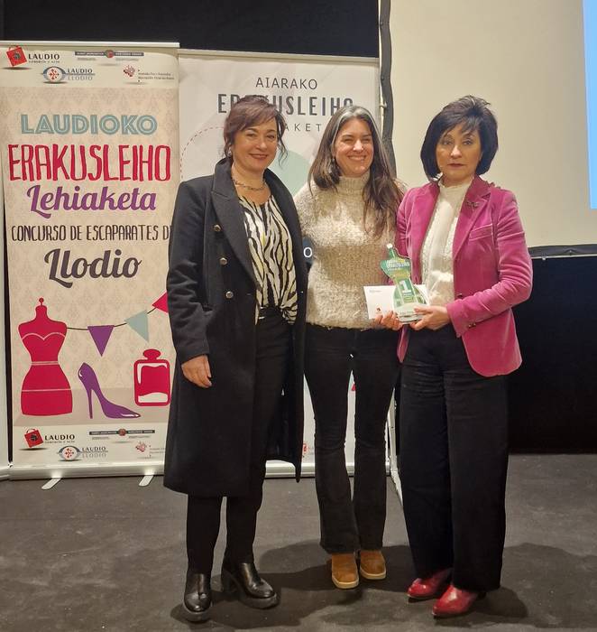 Maila handiko erakusleihoak  20 1766486478011