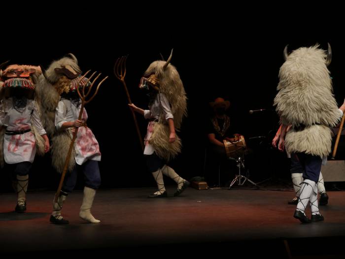 Aiara Dantza Taldearen "Arat 132 1614450574605