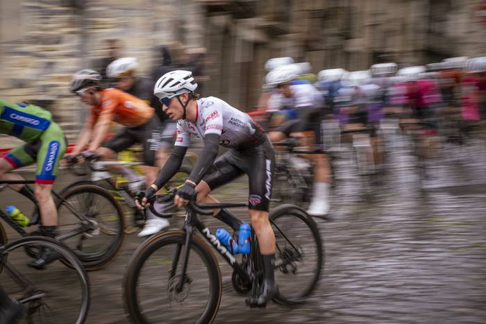 Artziniegako kale estuetan l 18 1773517263432