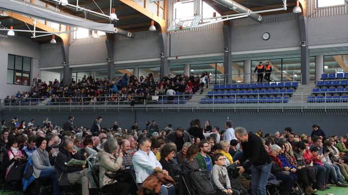 Sustrai Colina gailendu da A 2 1511122659835