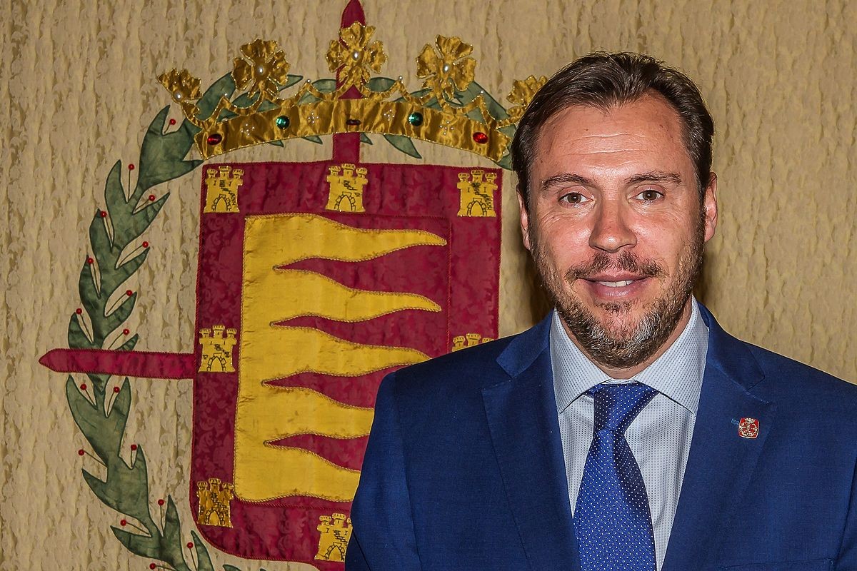 Oscar Puente Garraio Ministroak onartu du C-3 lineako zerbitzua ez dutela modu egokian eskaintzen