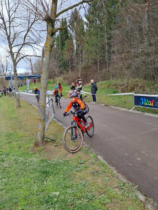 140 umek parte hartu zuten a 23 1772319183264