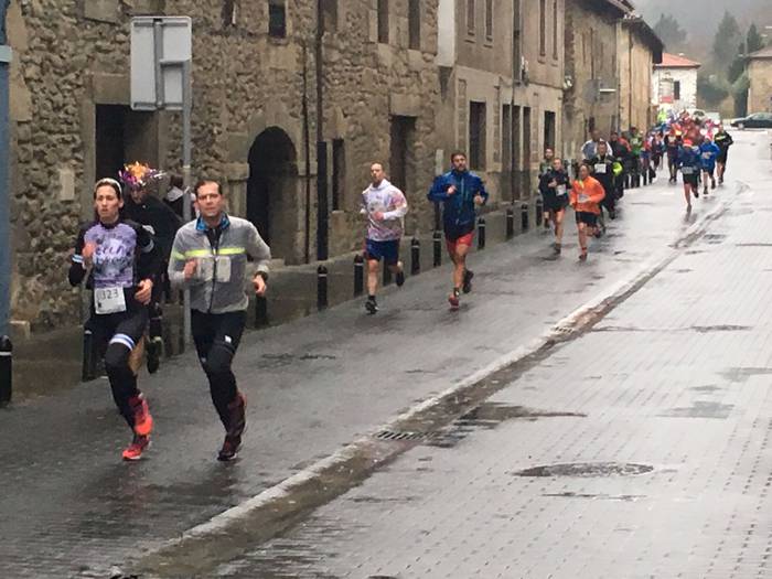 350 lagunetik gora batu dira 57 1514738446115