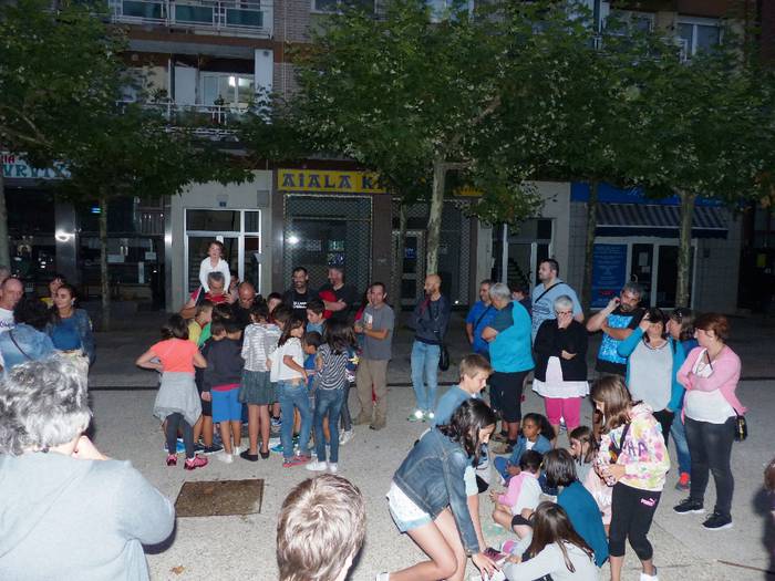 Baratze-saguzarren bila arit 4 1500237087759