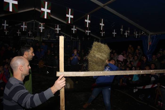 Goizetik gauera arte luzatu  12 1510556057978