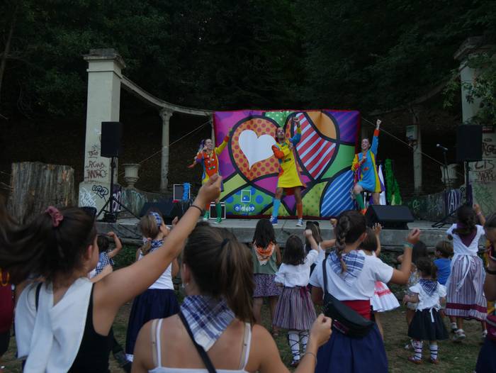 Arabako Herri kirolen txapel 48 1661625228933