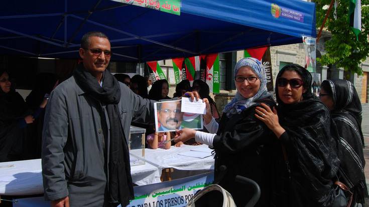 Saharan autodeterminazio erreferenduma egitearen aldeko ekimena egin dute Amurrion